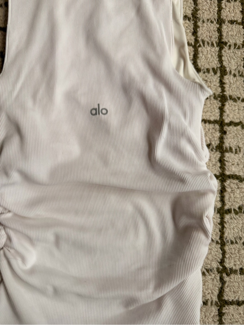 Alo Ribbed En Pointe Tank - Picture 12 of 13